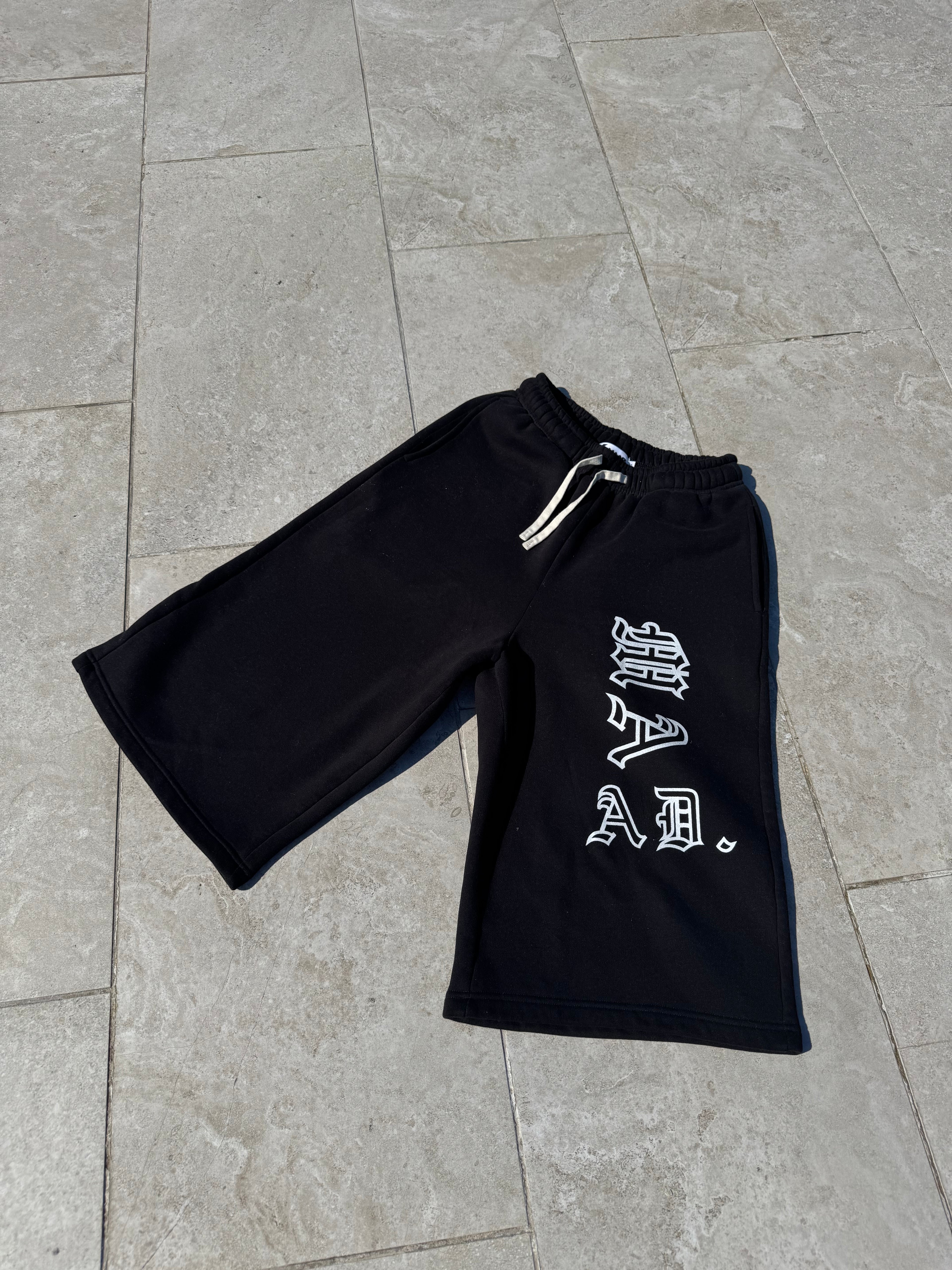 MAAD. DRAWSTRING 3/4 JOGGER | BLACK